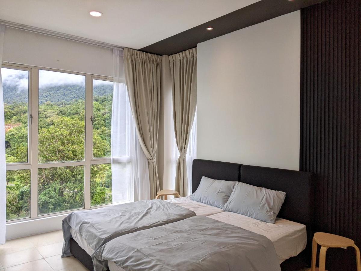 Santubong Suites B Just Like Home Damai Kuching Exterior foto